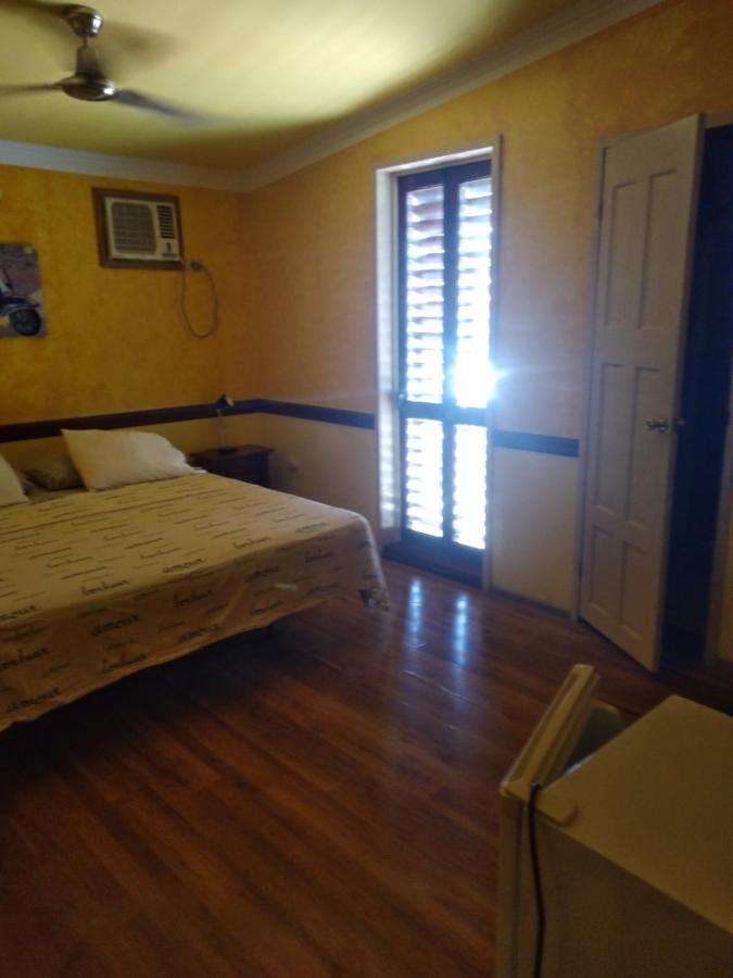 فندق The Lighthouse At Casa Max بوكاس تاون المظهر الخارجي الصورة