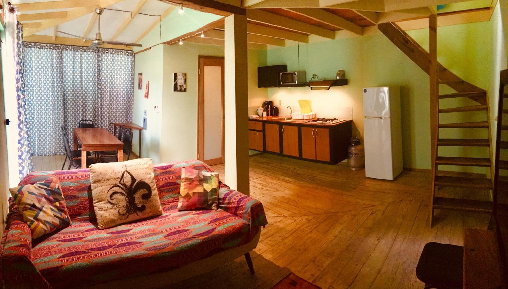 فندق The Lighthouse At Casa Max بوكاس تاون المظهر الخارجي الصورة